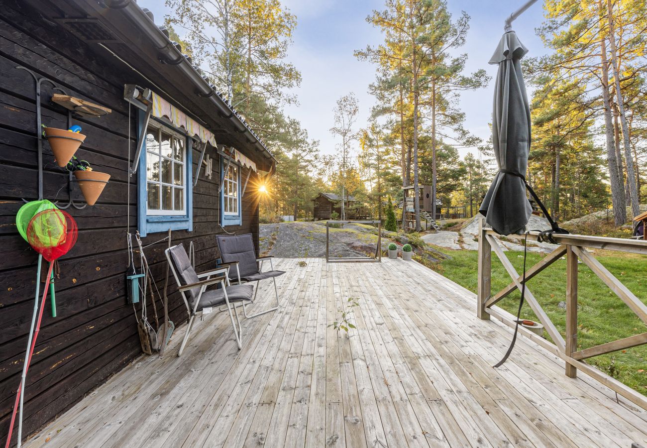Cottage in Ornö - Cozy cottage on Island