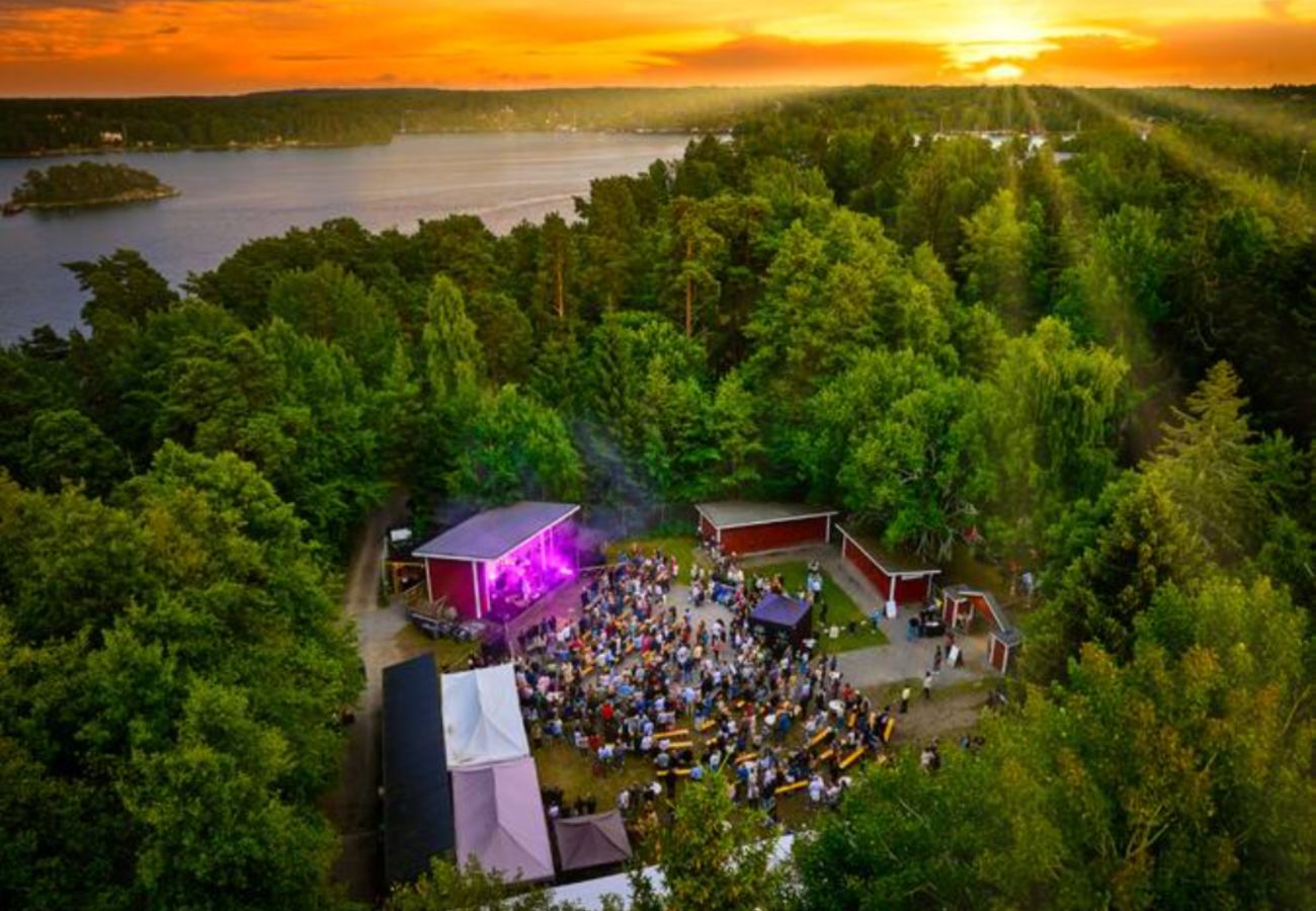 House in Djurhamn - Dream cottage in the Stockholm archipelago