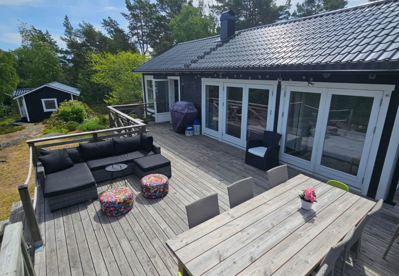 House in Djurhamn - Dream cottage in the Stockholm archipelago