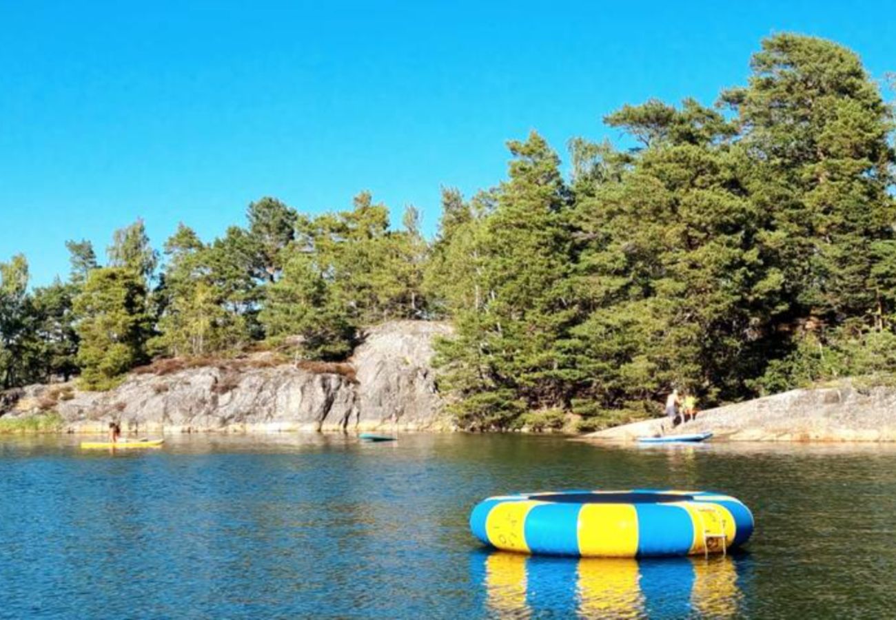 House in Djurhamn - Dream cottage in the Stockholm archipelago