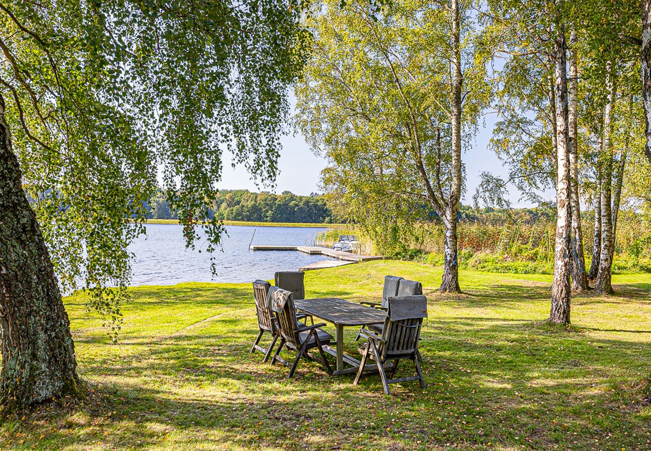 Villa in Bro - Dream location with lake view near BroHof-Golf