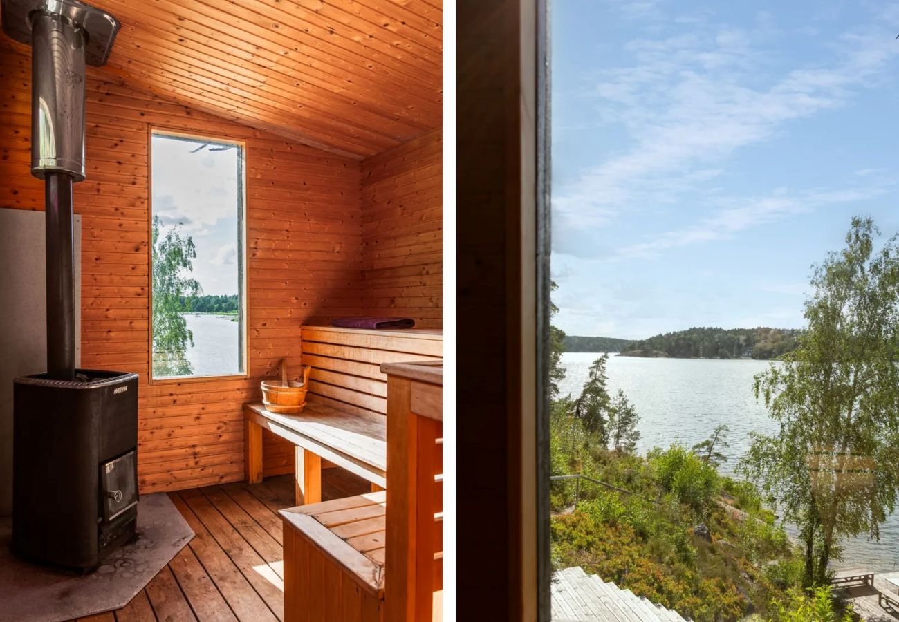 Villa in Värmdö - Dream stay – seafront villa & padel court