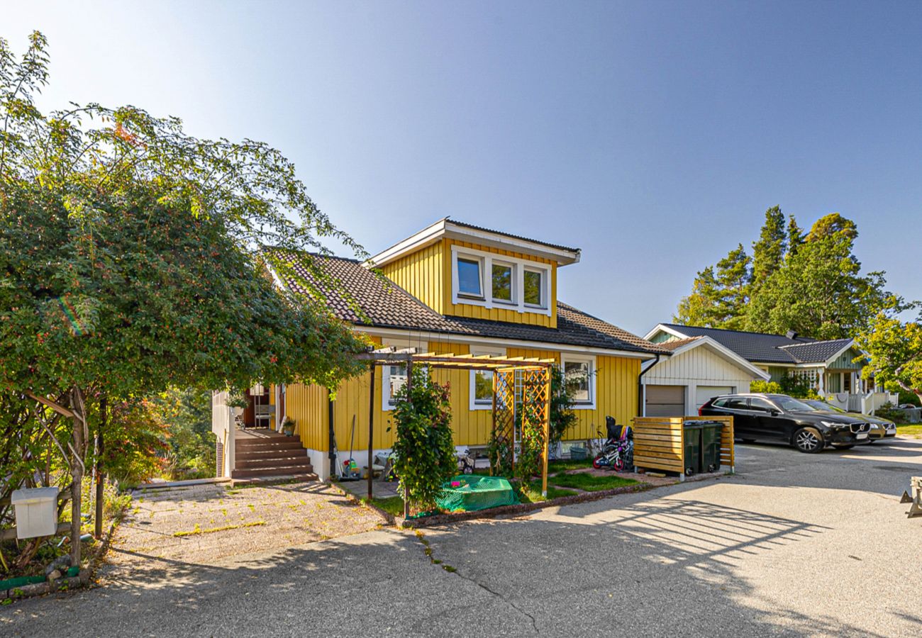 Villa in Tullinge - Family villa Tullinge