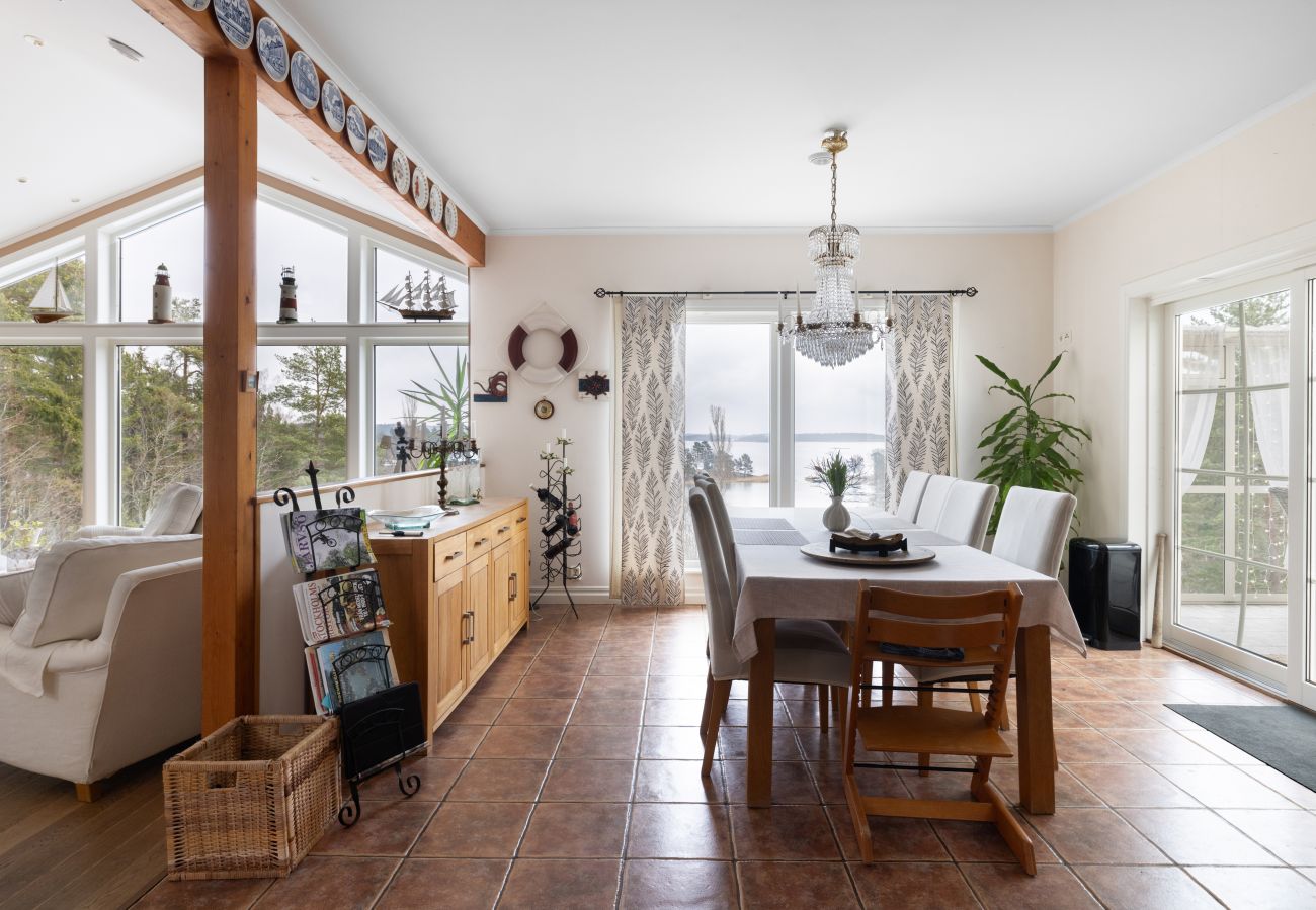 Villa in Tyresö - Fantastic villa with extra everything