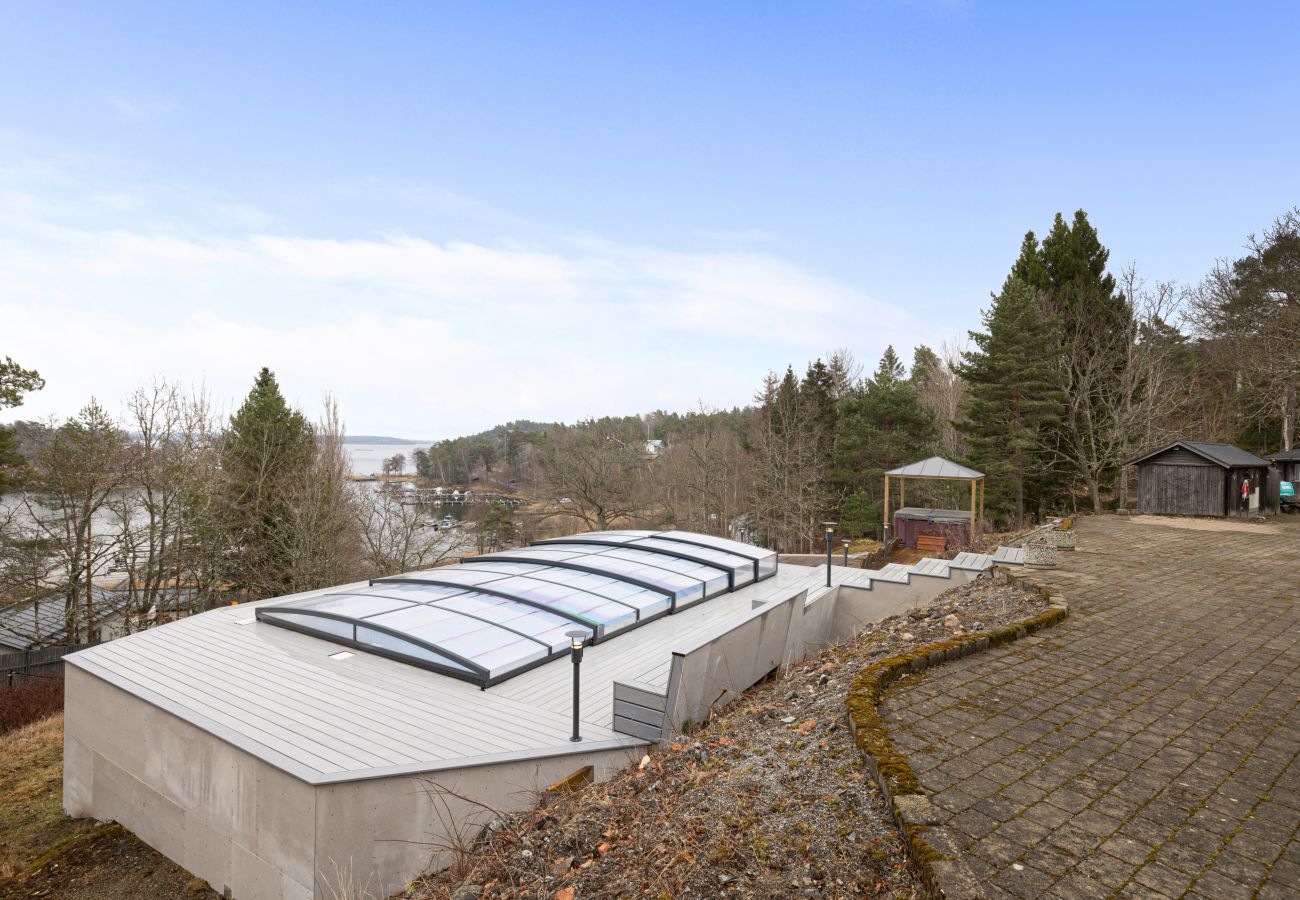 Villa in Tyresö - Fantastic villa with extra everything