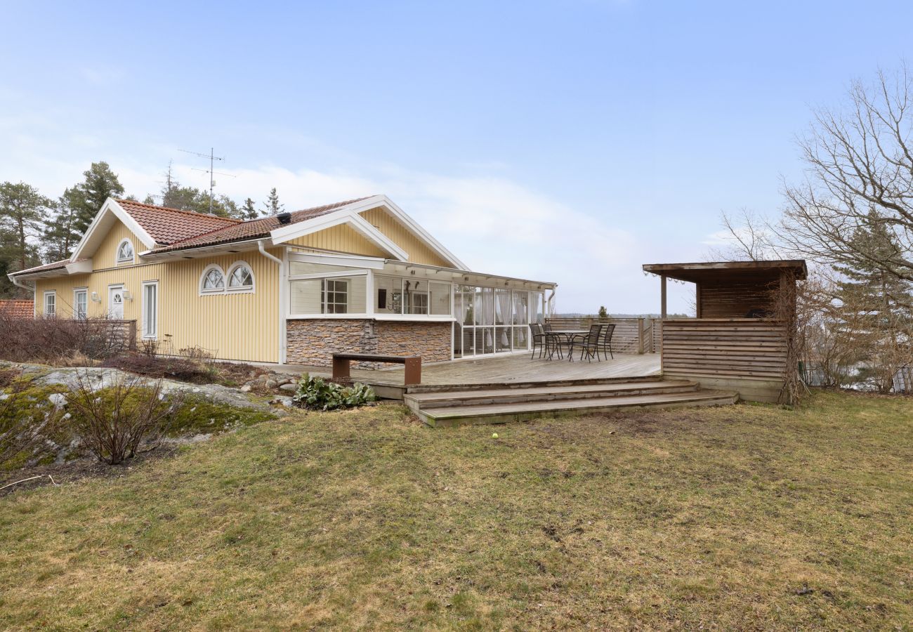 Villa in Tyresö - Fantastic villa with extra everything