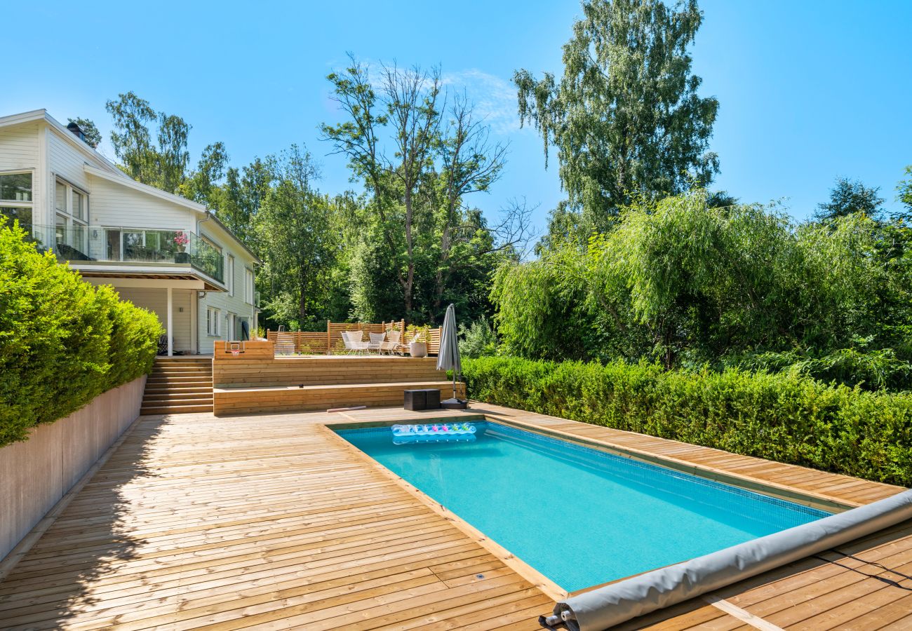 terrace pool