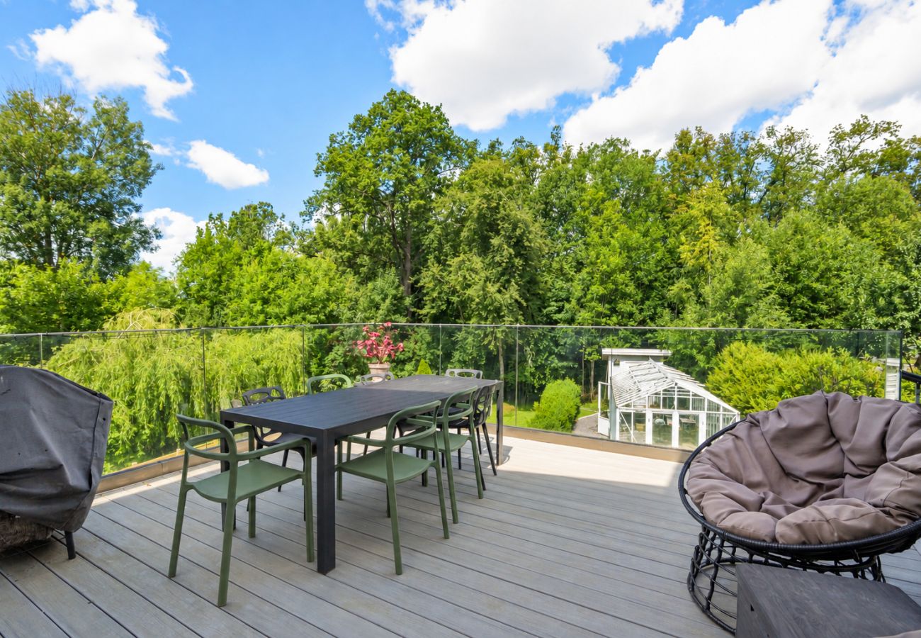 Villa in Bro -  Villa Bro Hof – Top-class pool, sauna and golf