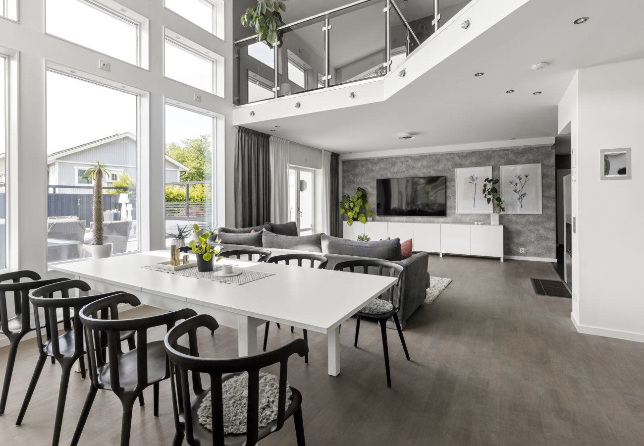 Villa i Ågesta - Lyxig villa i Stockholm