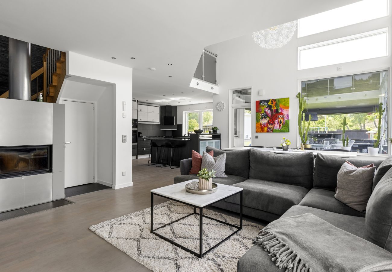 Villa i Ågesta - Lyxig villa i Stockholm