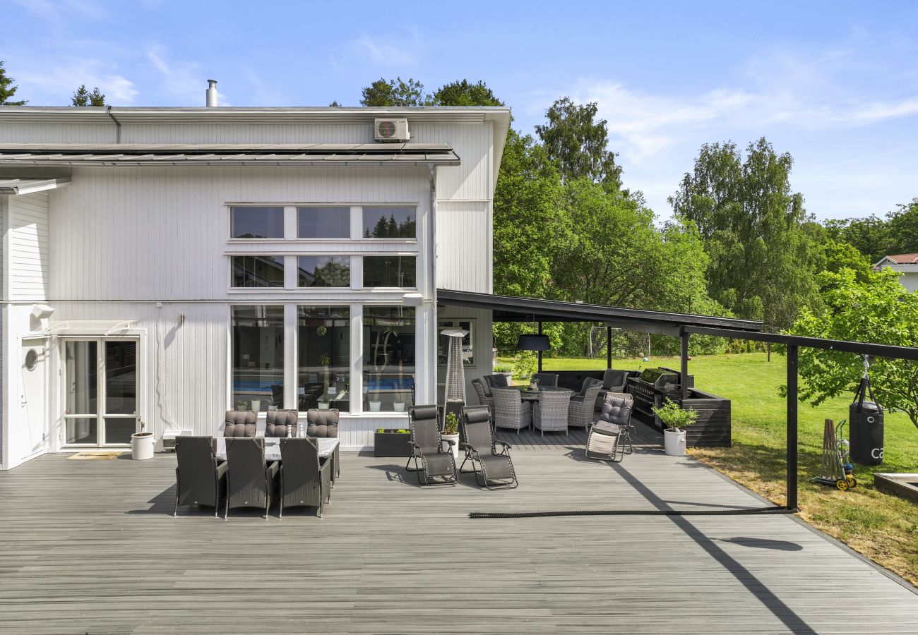 Villa i Ågesta - Lyxig villa i Stockholm