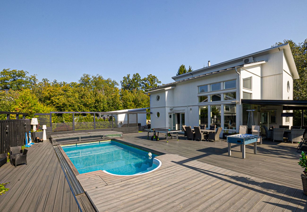 Villa i Ågesta - Lyxig villa i Stockholm