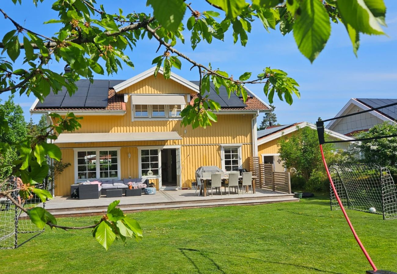 Villa i Älta - Modern villa Stockholm