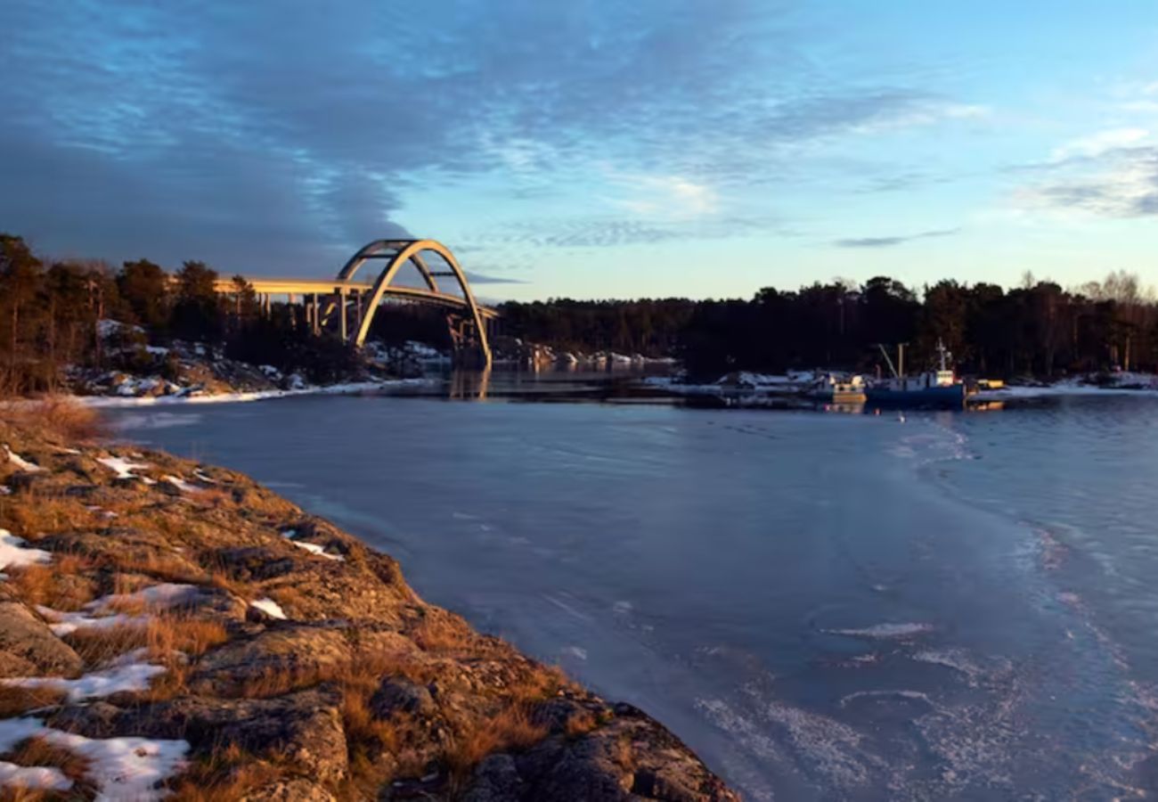 Stuga i Djurhamn - Dream cottage in the Stockholm archipelago