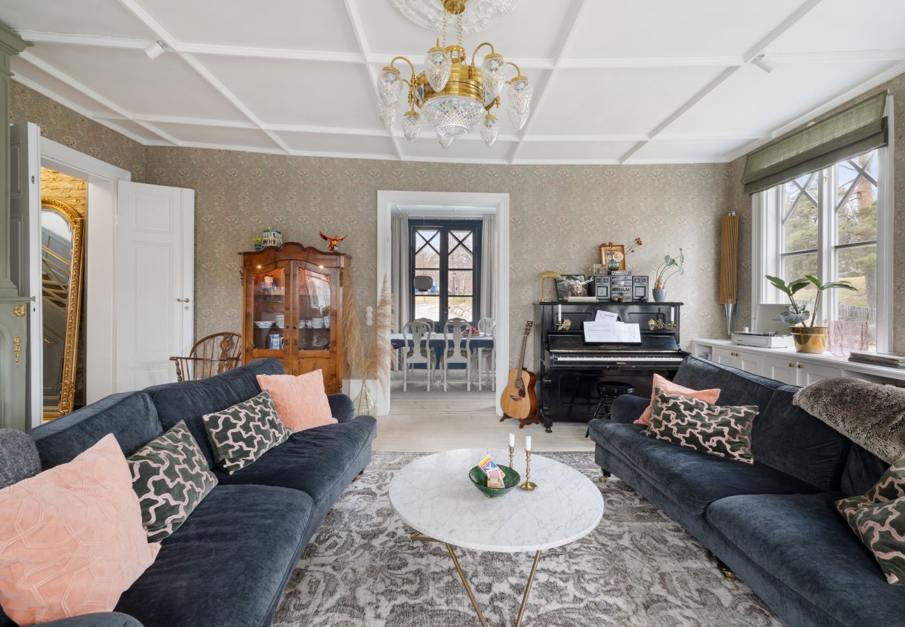 Villa i Saltsjö-Boo - Boo Strandväg