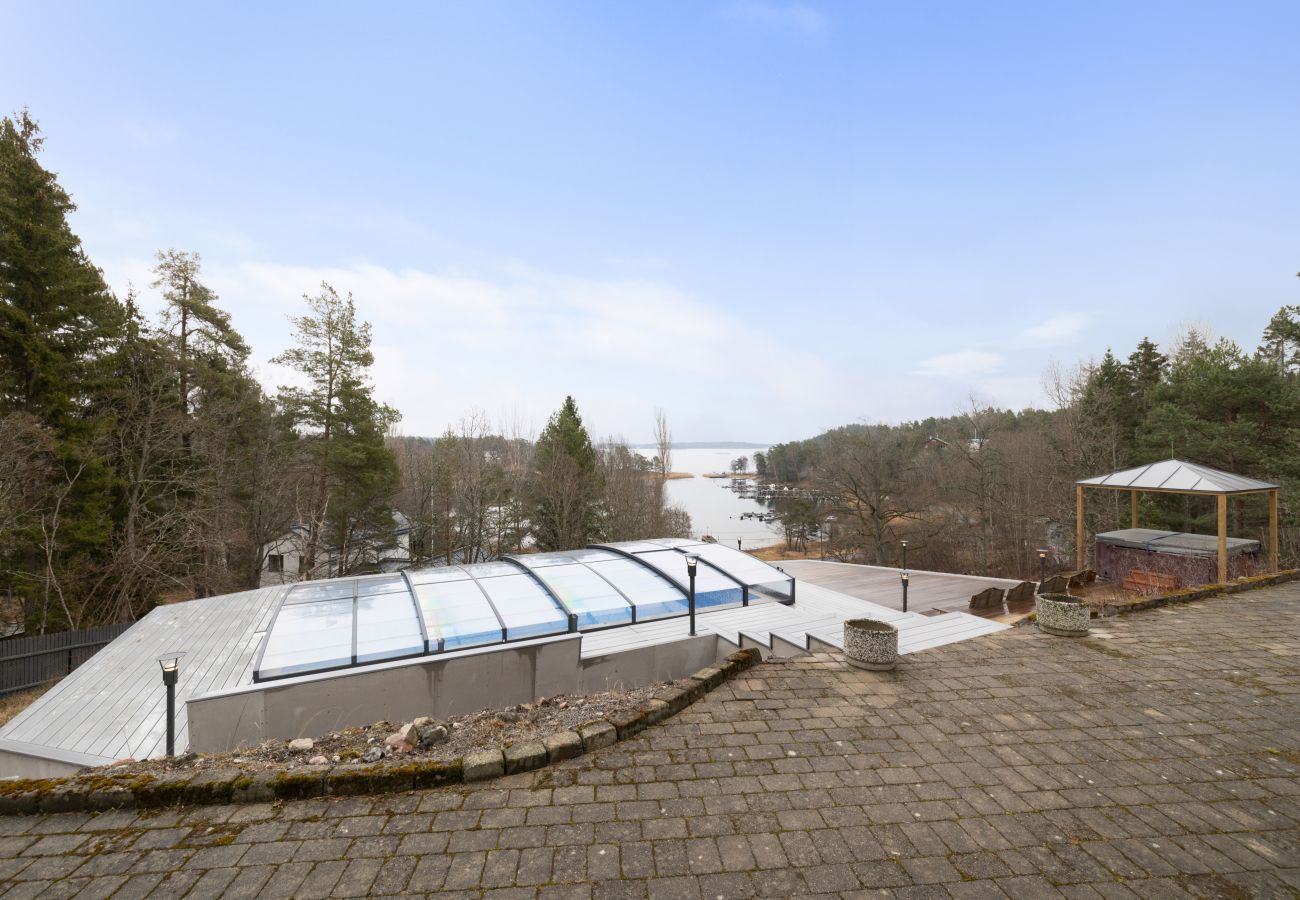 Villa i Tyresö - Fantastisk villa med extra allt