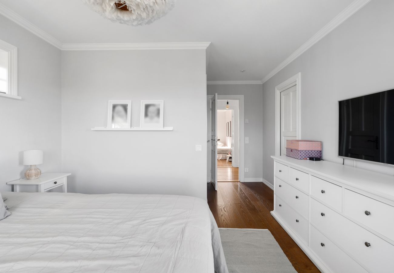 Villa i Värmdö - Lyxvilla med pool och havsutsikt i Stockholms skärgård