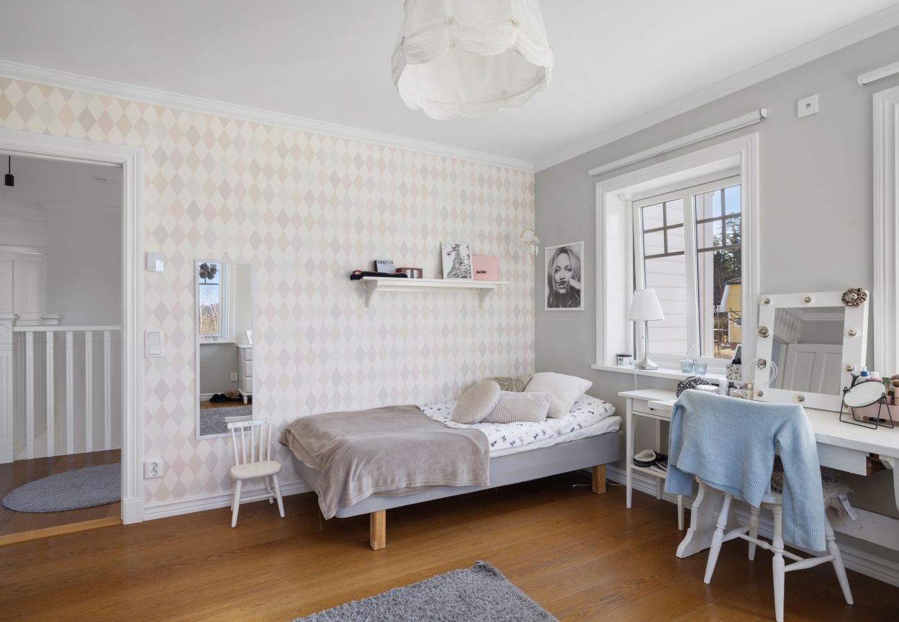 Villa i Värmdö - Lyxvilla med pool och havsutsikt i Stockholms skärgård