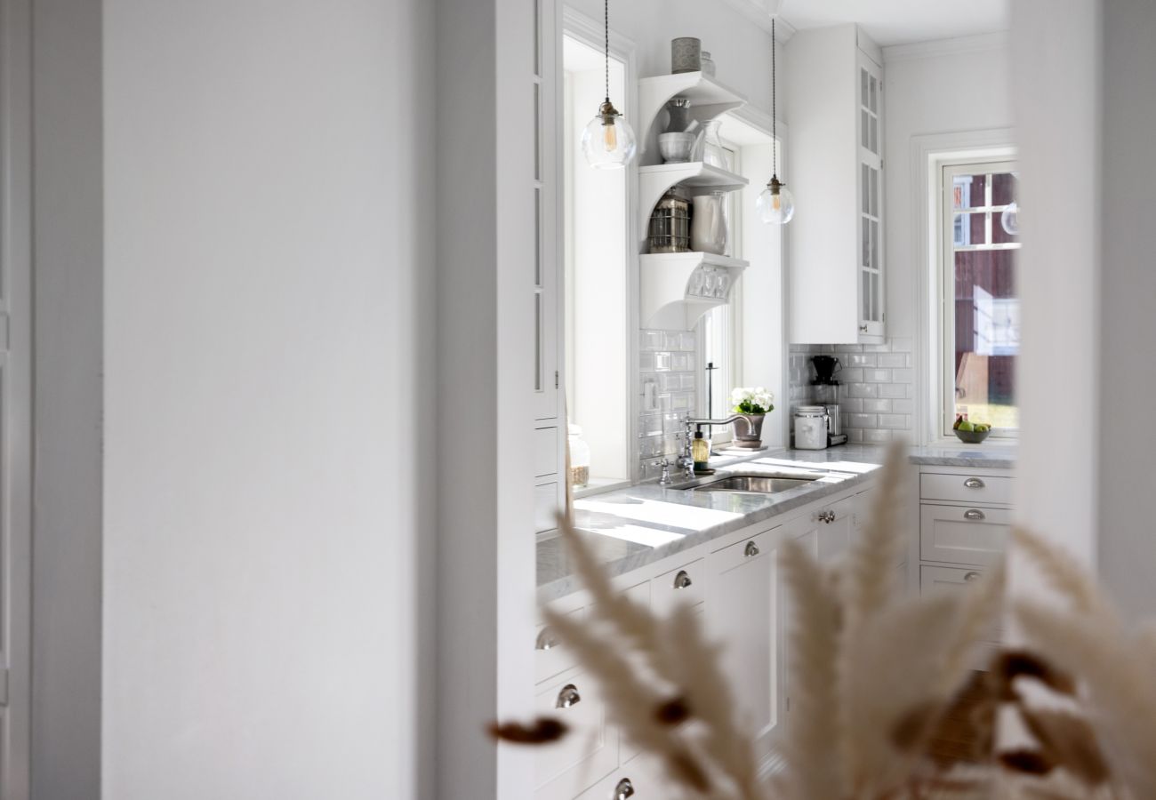 Villa i Värmdö - Lyxvilla med pool och havsutsikt i Stockholms skärgård