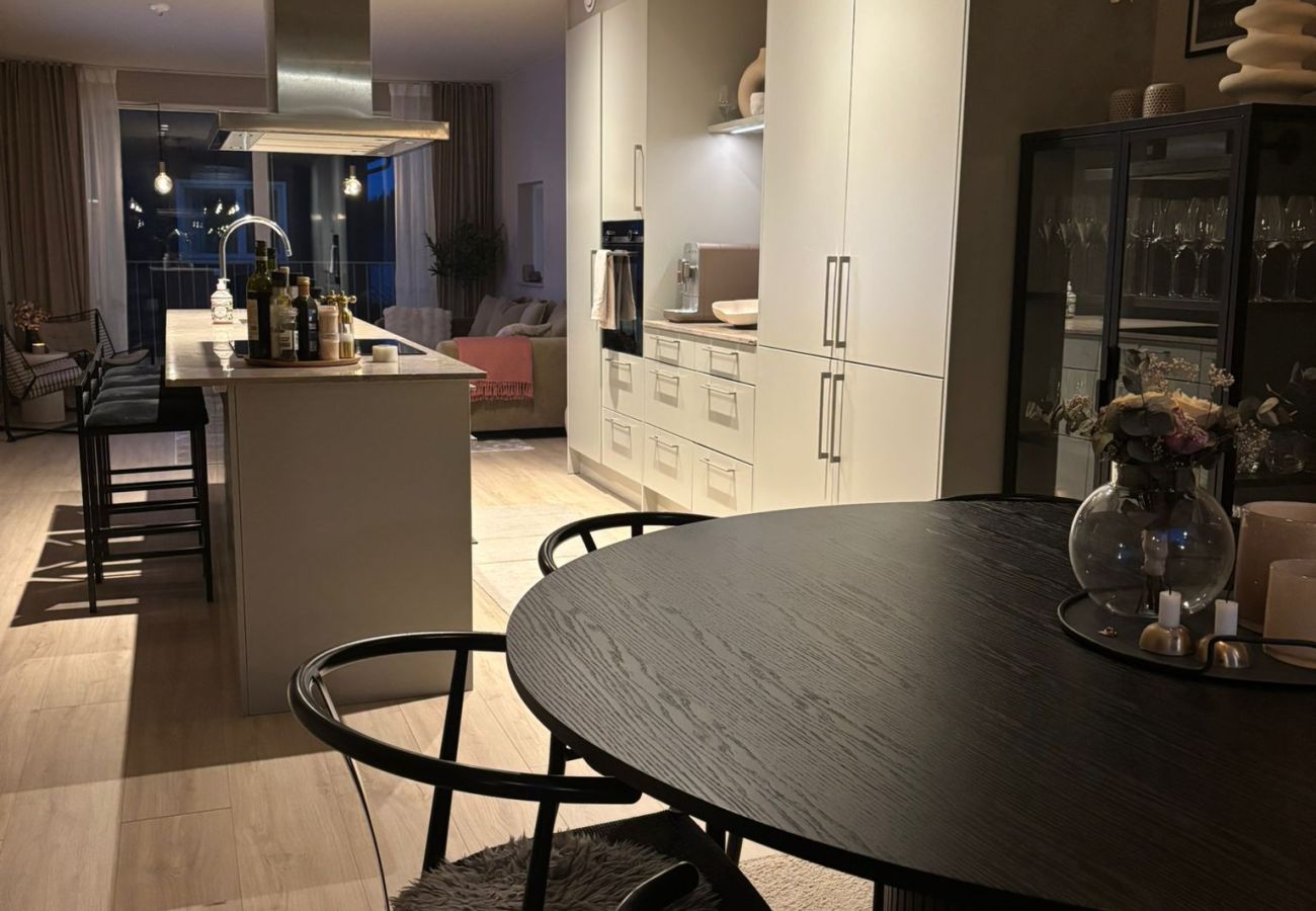 Radhus i Älta - Modernt Radhus