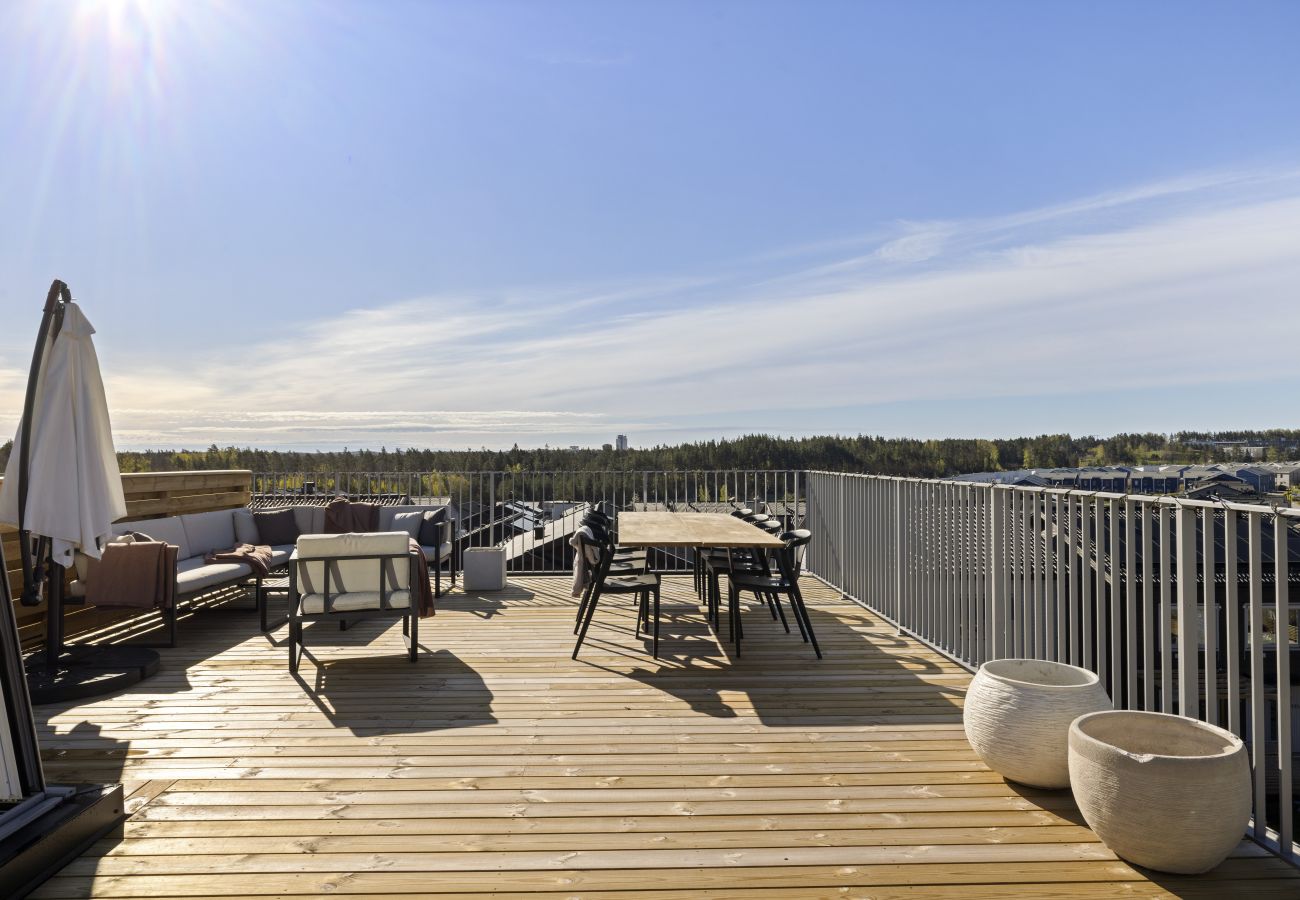 Radhus i Älta - Modernt Radhus
