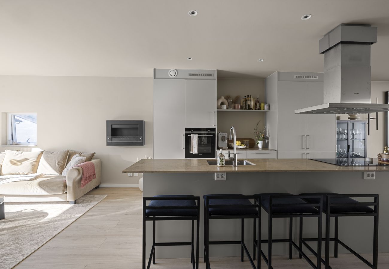 Radhus i Älta - Modernt Radhus