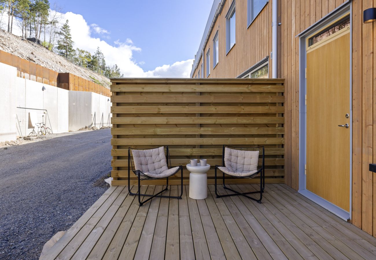 Radhus i Älta - Modernt Radhus