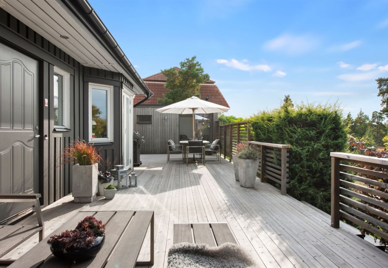 Villa i Täby - Modern Swedish Villa