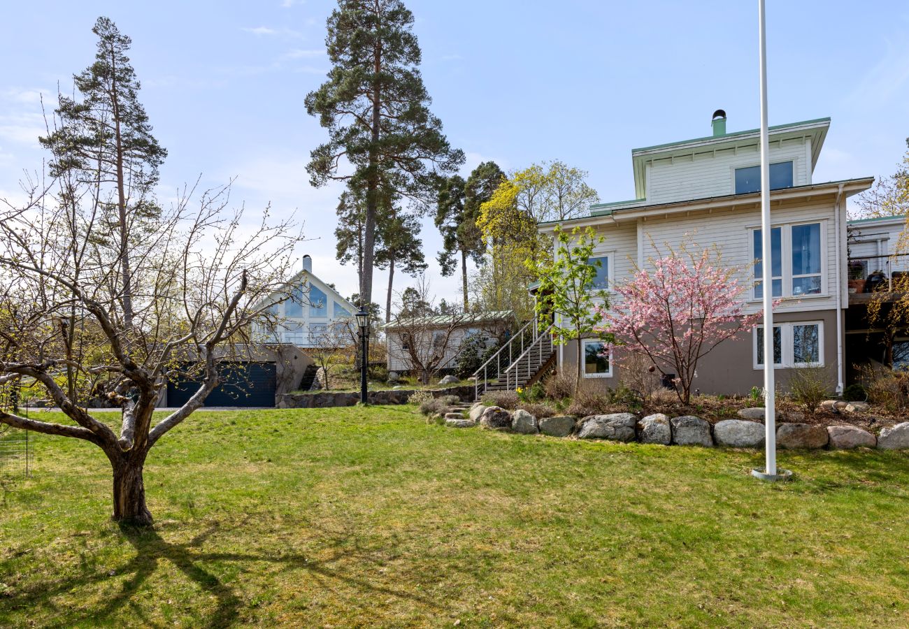 Villa i Nacka -  Skärgårds villa Katt  Vänlig