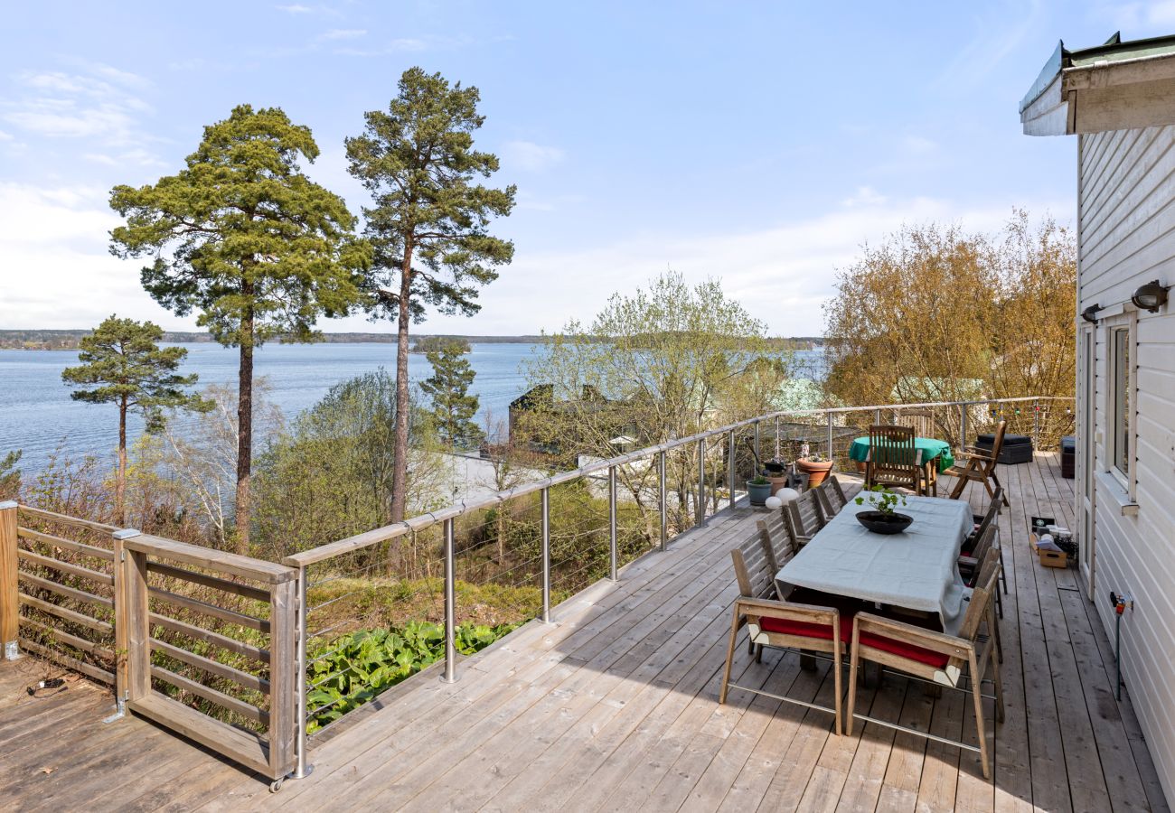 Villa i Nacka -  Skärgårds villa Katt  Vänlig