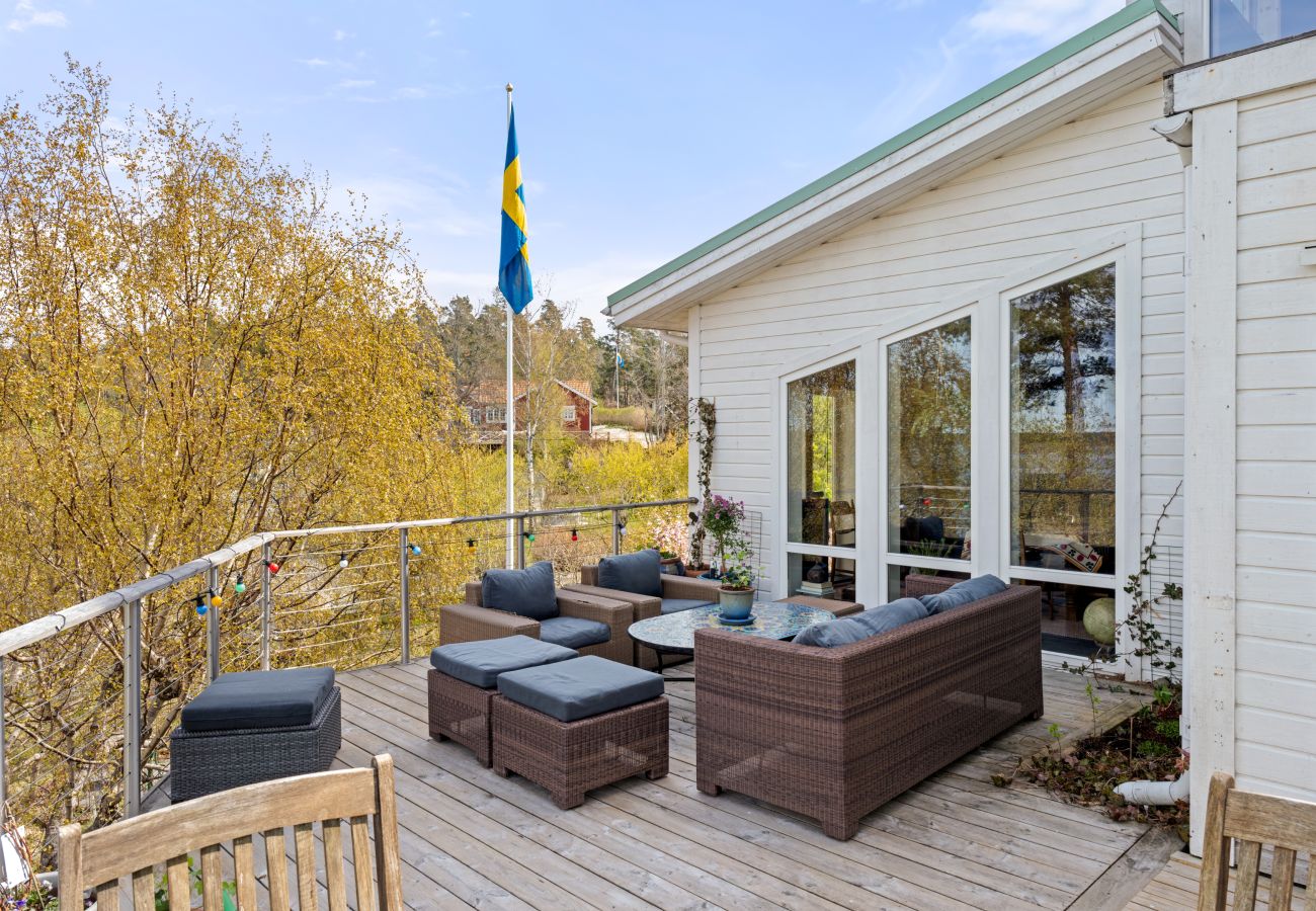 Villa i Nacka -  Skärgårds villa Katt  Vänlig