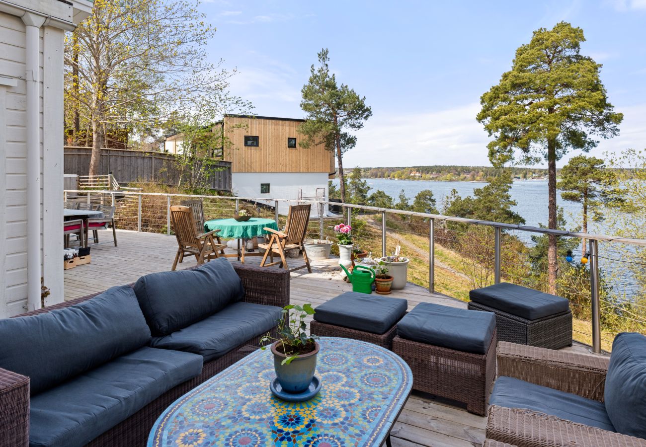Villa i Nacka -  Skärgårds villa Katt  Vänlig