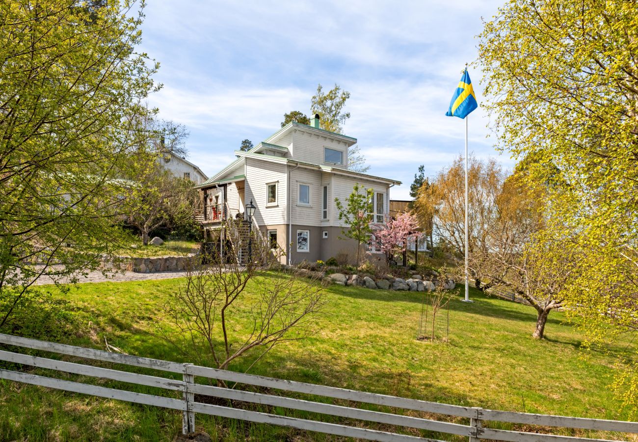 Villa i Nacka -  Skärgårds villa Katt  Vänlig