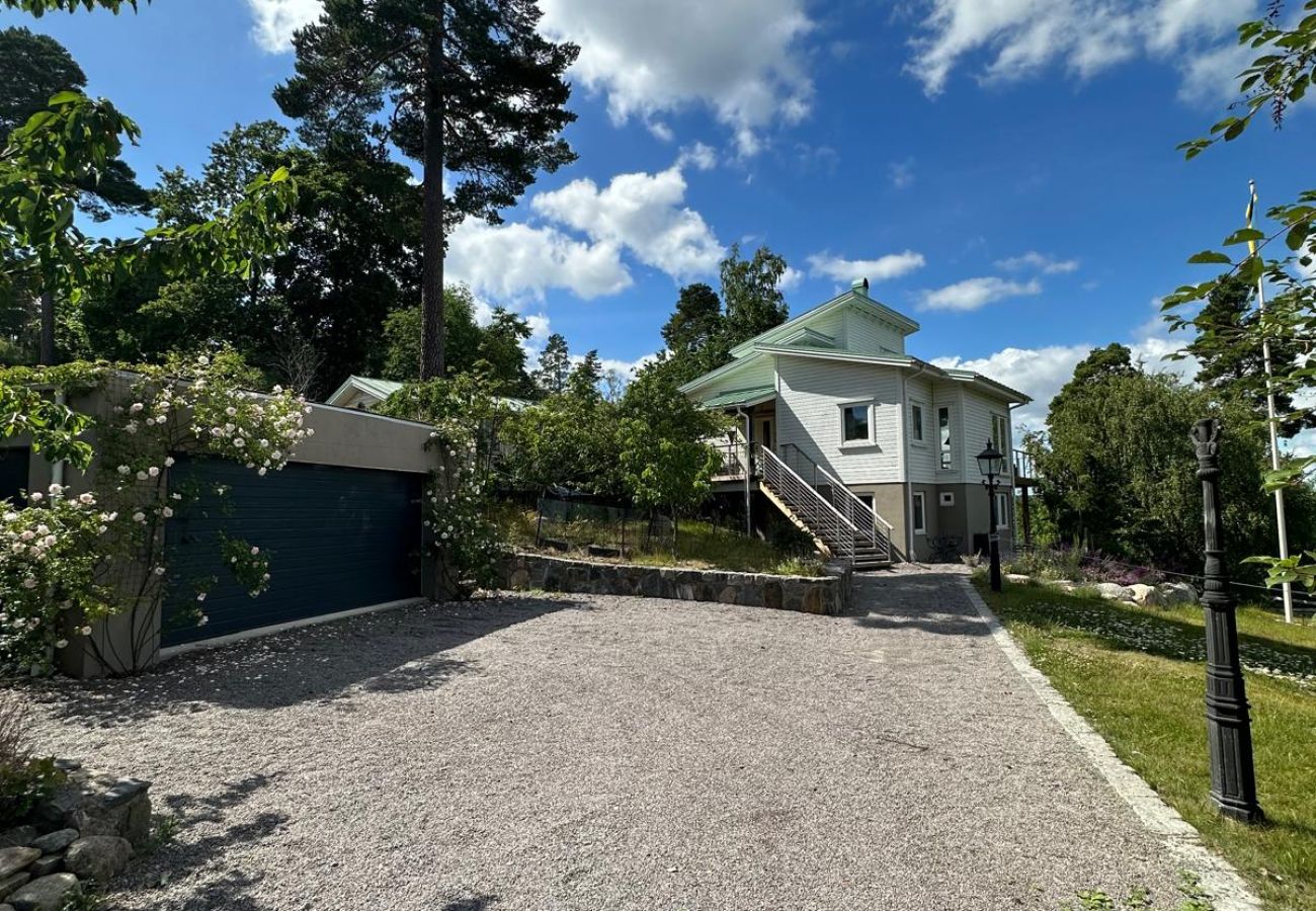 Villa i Nacka -  Skärgårds villa Katt  Vänlig