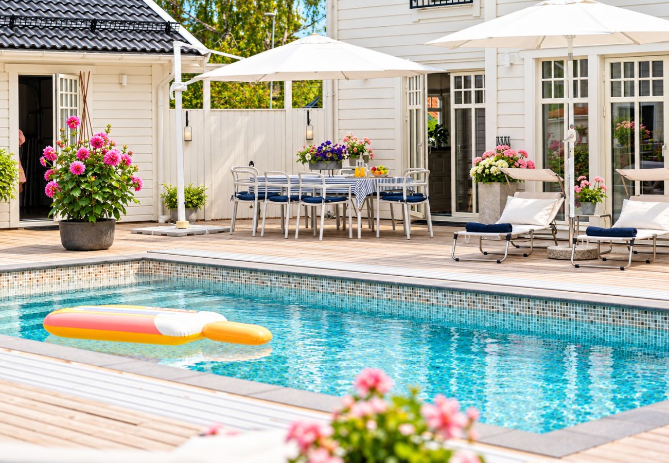 Villa i Saltsjö-Boo - Blomhuset Saltsjö-Boo