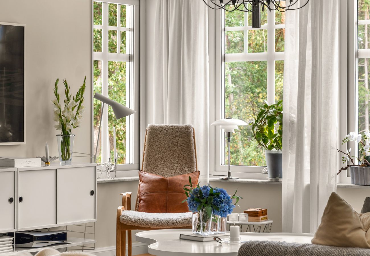 Villa i Saltsjö-Boo - Blomhuset Saltsjö-Boo
